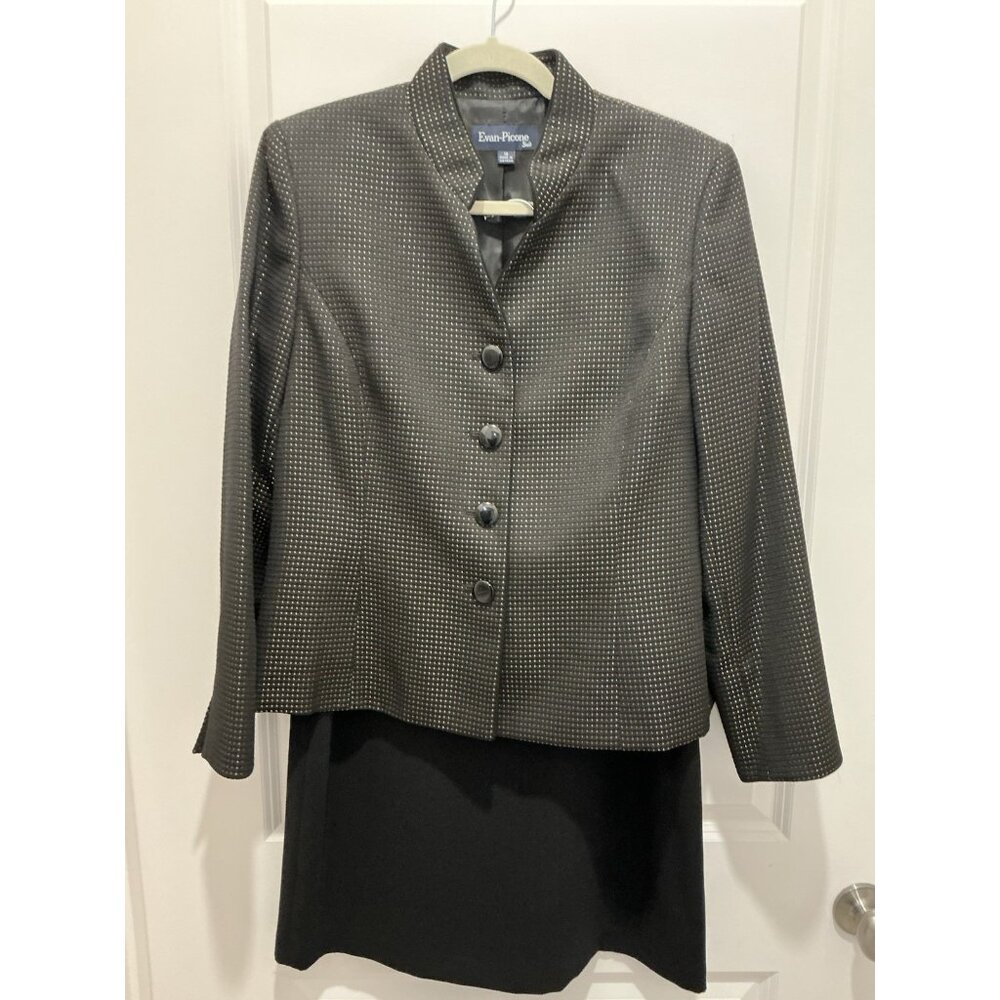 Evan Picone Skirt Suit Size 12 Black Textured Pattern Jacket Gold Black Skirt